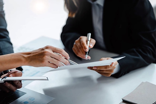 UK - Consultative Approach@2x